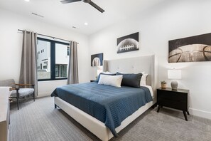 Hus, flere soverom | 8 soverom, skrivebord, skrivebord for bærbar PC og strykejern/-brett