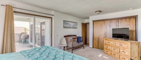 3 bedrooms, WiFi, bed sheets
