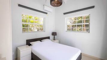 2 soverom, strykejern/-brett, wi-fi og sengetøy