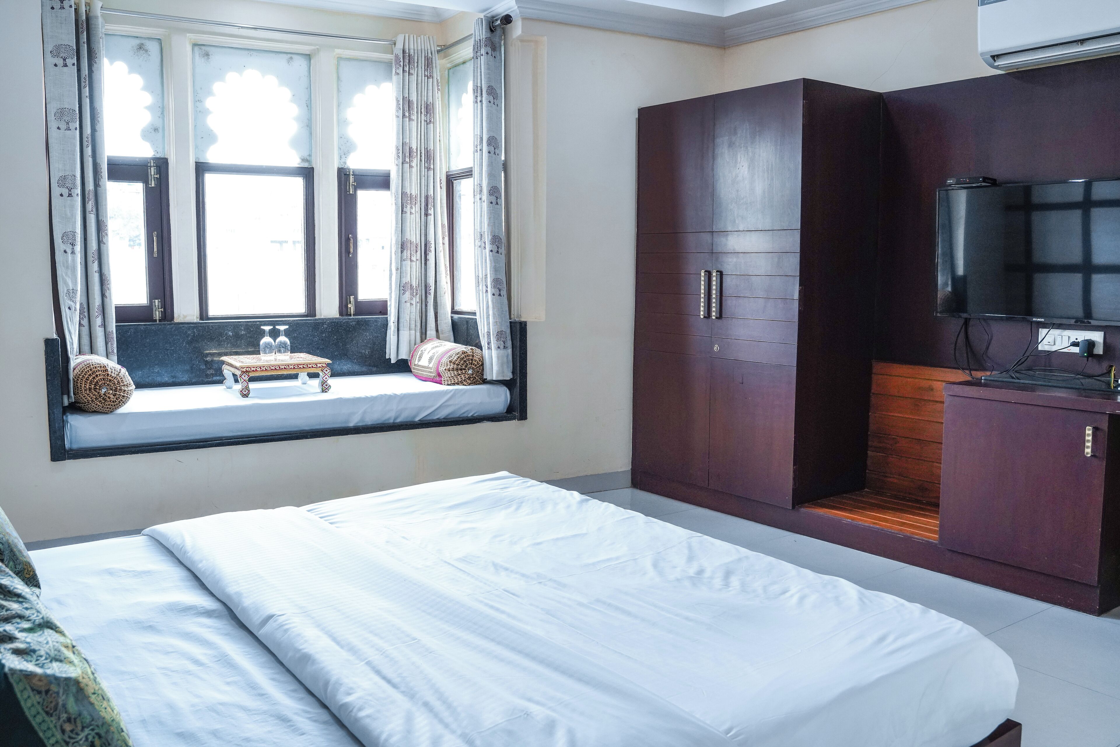 Photo - Hide-In Udaipur - A Lake View Boutique Hotel