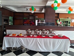 Esmorzar diari d'estil bufet (499 INR per persona) 