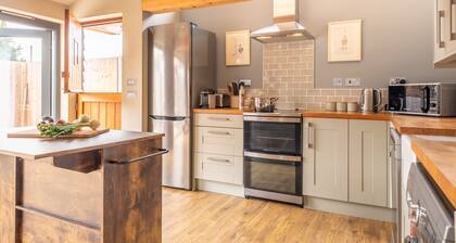 The Cabin, Brancaster Staithe, Norfolk