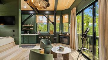 1 bedroom, iron/ironing board, Internet, bed sheets