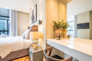 3 soverom, safe på rommet, strykejern/-brett og wi-fi (inkludert)