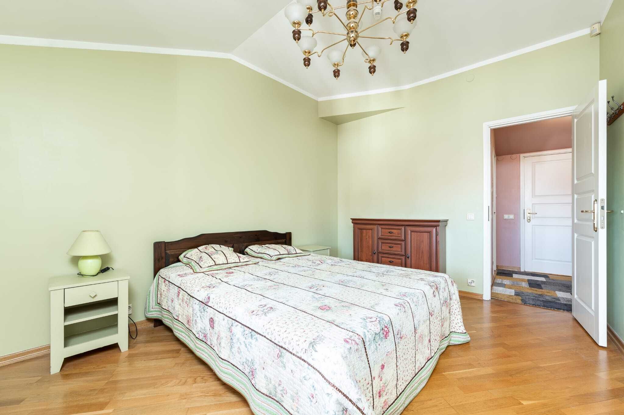 2 多间卧室、熨斗/熨衣板、旅行婴儿床、免费 WiFi