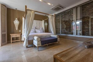 Luxury Townhome, 3 Bedrooms