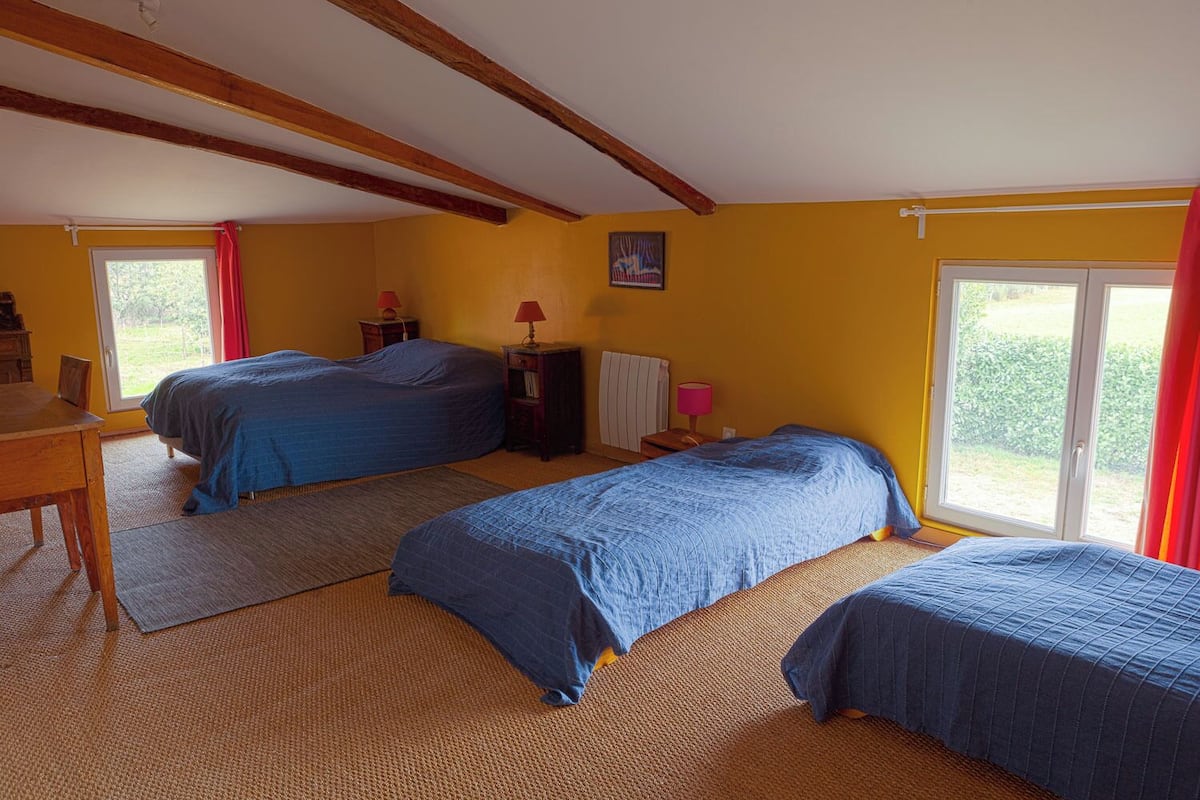 Quadruple Room, Multiple Beds, Garden View (Autan) | Desk, laptop workspace, blackout drapes, free WiFi