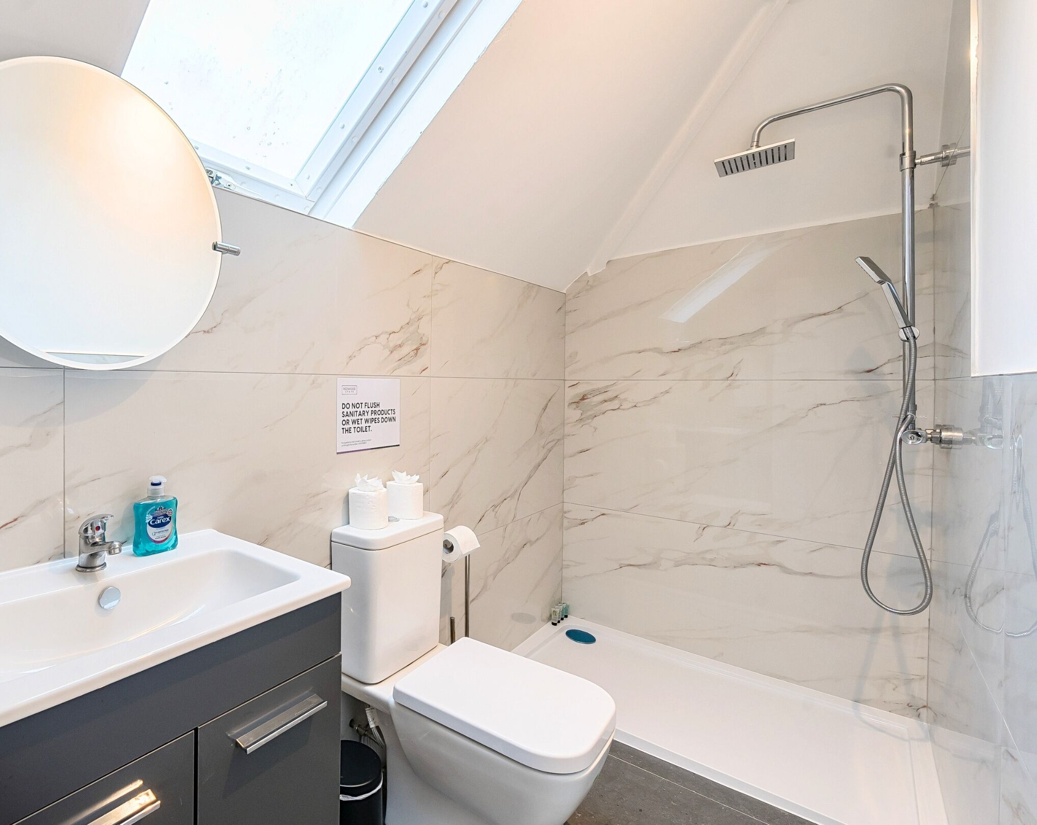 Economy House, Garden View | Bathroom