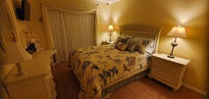 3 slaapkamers, een strijkplank/strijkijzer, wifi, beddengoed