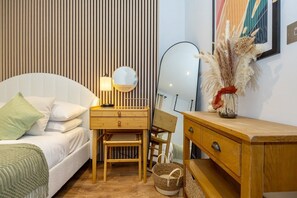 3 bedrooms, desk, iron/ironing board, internet - GuestReady - Georgian Quarter retreat with terrace (Liverpool)