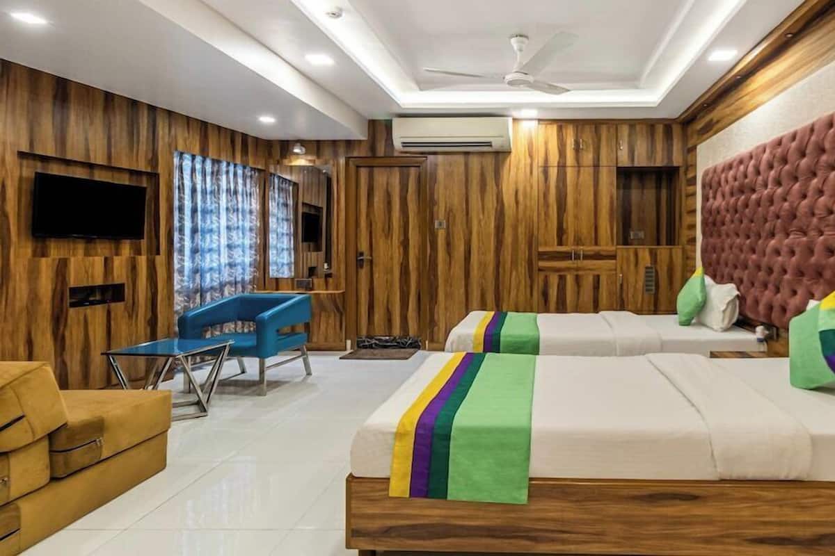 Suíte luxo | Cofres nos quartos, espaço de trabalho para notebook