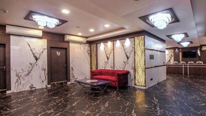 Dining - Hotel Orion Crystal (Kolkata)