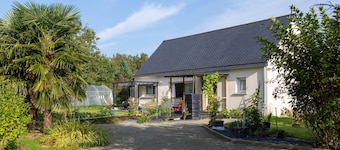 Holiday Home 'Maison Avec Terrasse Et Jardin' with Private Terrace, Private Garden and Wi-Fi