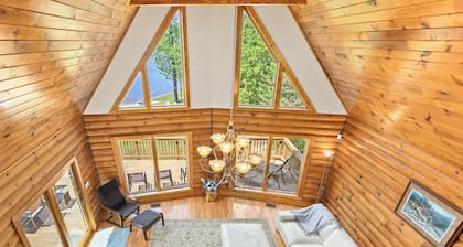 Enchanting 5-Bed/5-Bath Lakefront Log Cabin with Private Cove, Beach & Hot Tub.