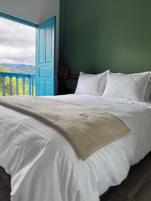 Quarto casal luxo | Wi-Fi de cortesia