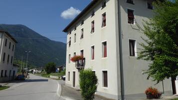 Fachada da propriedade