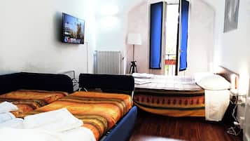 1 camera, una cassaforte in camera, ferro/asse da stiro, Wi-Fi