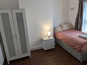 3 bedrooms, free WiFi, bed sheets - Charming 3 Bedroom House in Liverpool (Liverpool)