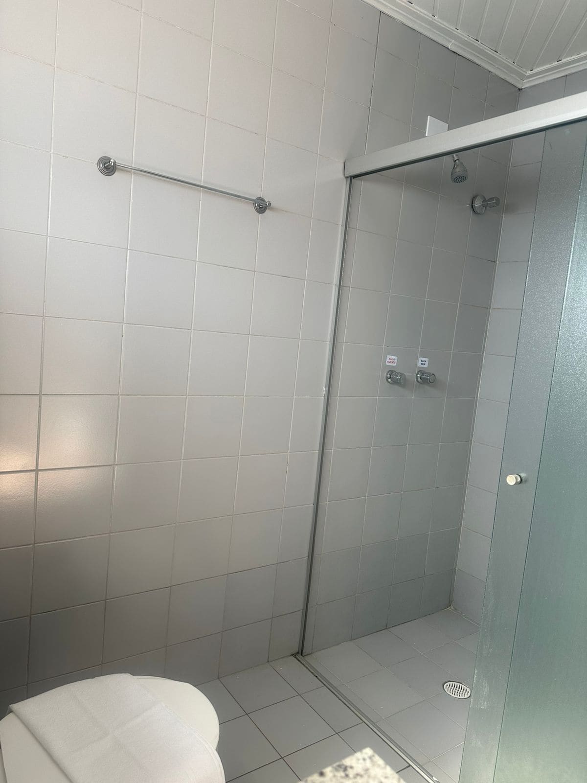 Shower, towels, soap, shampoo