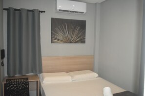 Double Room Single Use | Laptop workspace, free WiFi, bed sheets - Unity Hotel Votorantim (Votorantim)