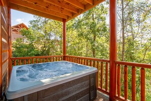 Bain à remous extérieur