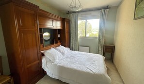 1 soverom, strykejern/-brett, wi-fi og sengetøy