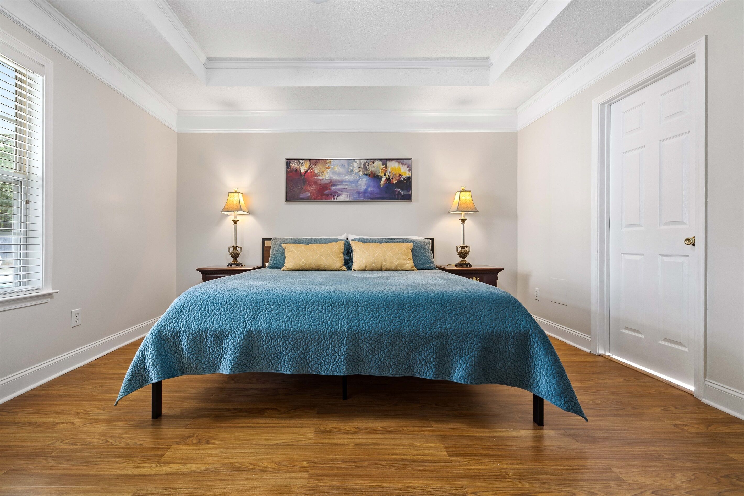 3 soverom, strykejern/-brett, wi-fi (inkludert) og sengetøy