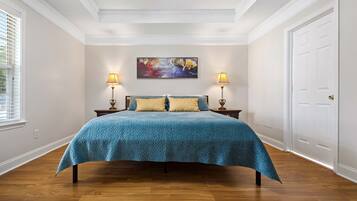 3 soverom, strykejern/-brett, wi-fi (inkludert) og sengetøy