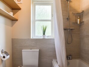 Towels - 2 bedroom accommodation in Sedbergh and the Howgill Fells (Sedbergh and the Howgill Fells)