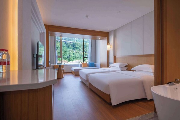 Premium bedding, down duvets, free minibar, blackout curtains - Wingate By Wyndham Libo Center (Qiannan)