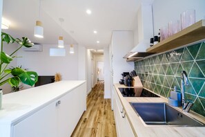 Fridge, microwave, oven, dishwasher - Esencia del Arenal Javea Apartment, with Sunny Terrace and next to the Beach (Javea / Xàbia)