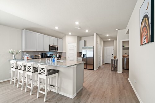 The Woodlands Area New House