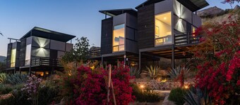 Atika Retreat - Vinyard Cabin