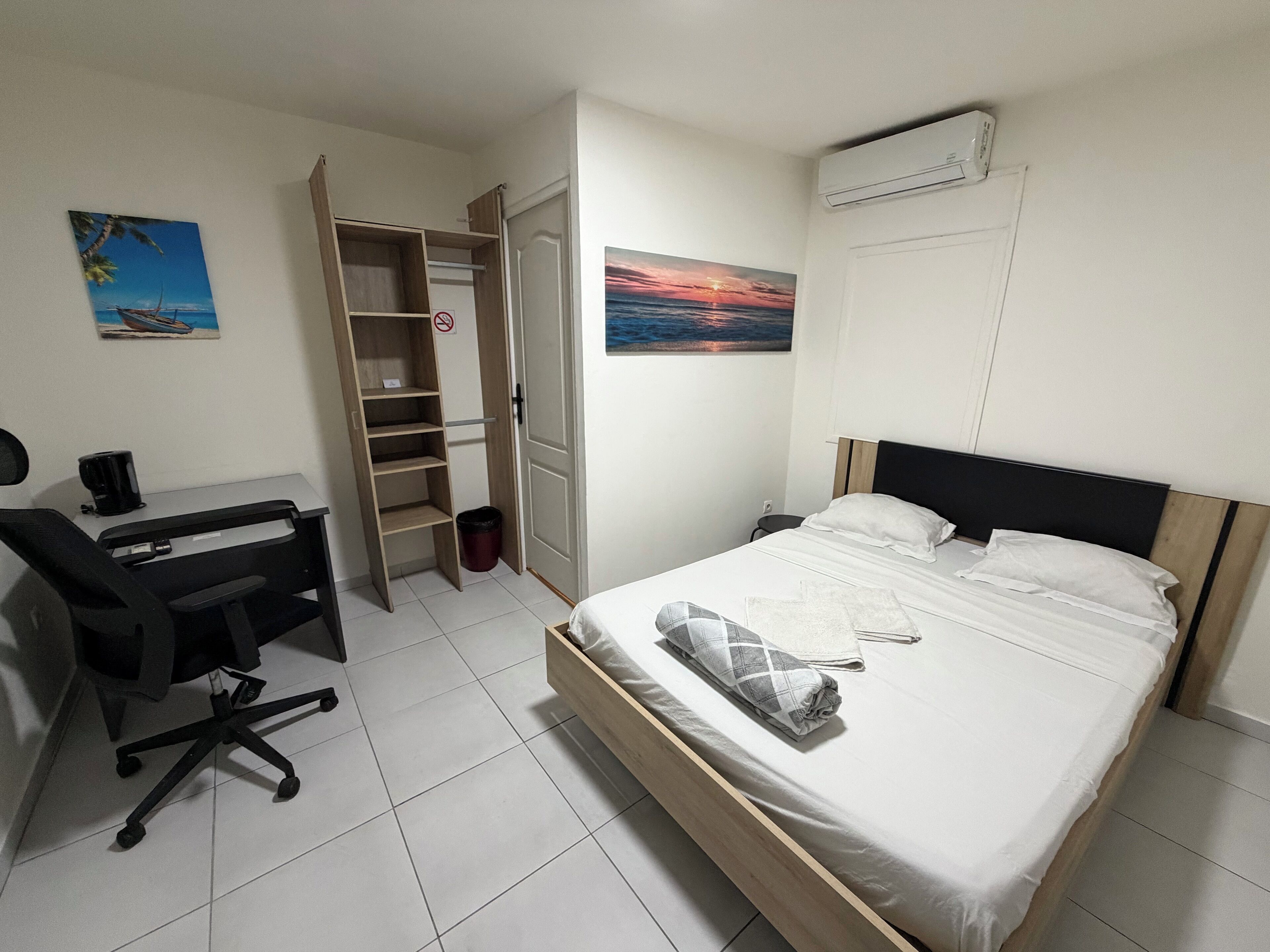 Photo - Azur Hotel