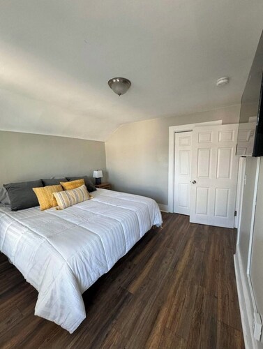 Spacious & Renovated Buffalo Home in 5 Points- Parking, AC, Wifi, and more