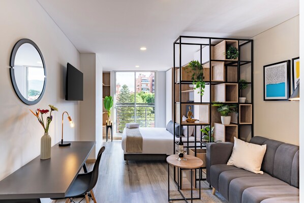 Desk, iron/ironing board, bed sheets, wheelchair access