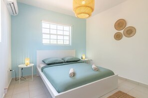 4 bedrooms, travel cot, free WiFi, bed sheets