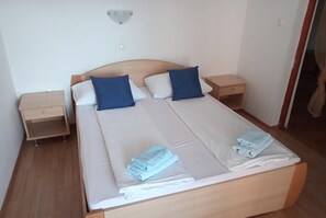 2 bedrooms, free WiFi, bed sheets