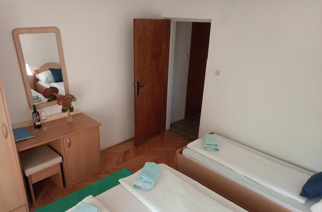 1 bedroom, WiFi (free), bed sheets
