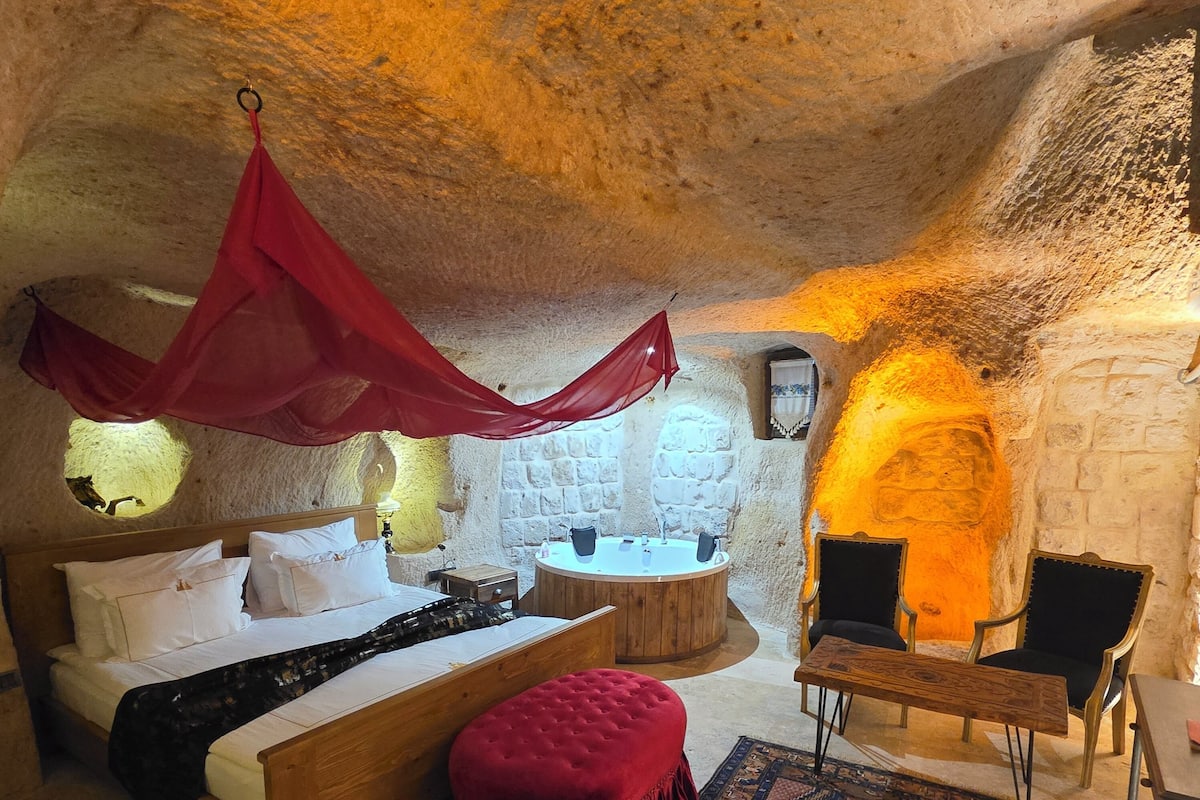 Artículos del minibar gratis y cortinas blackout 