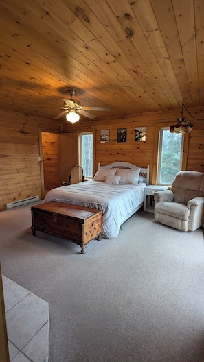 3 Schlafzimmer, Bügeleisen/Bügelbrett, Reisekinderbett, WLAN