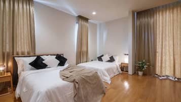 Villa | 6 bedrooms, iron/ironing board, free WiFi, bed sheets