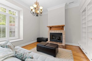 Maison (6 Bedrooms) | Intérieur