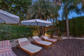 Terrace/patio - Villa 'Cela' with Sea Views, Wi-Fi and Air Conditioning (Masnou)
