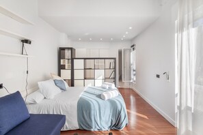 6 chambres, fer et planche à repasser, Wi-Fi gratuit, draps fournis