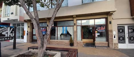 Fachada de la propiedad