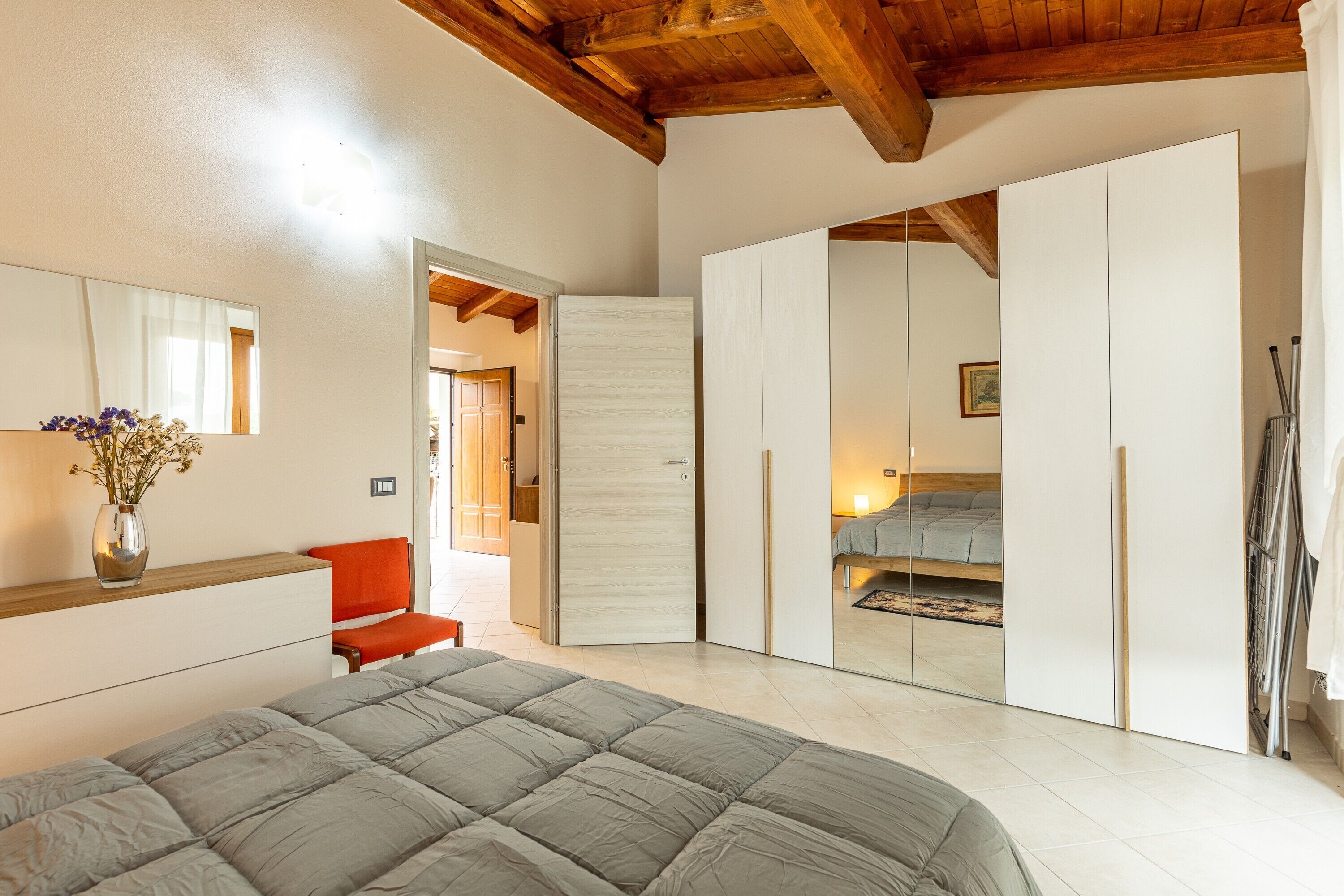 1 chambre, fer et planche à repasser, Wi-Fi, draps fournis