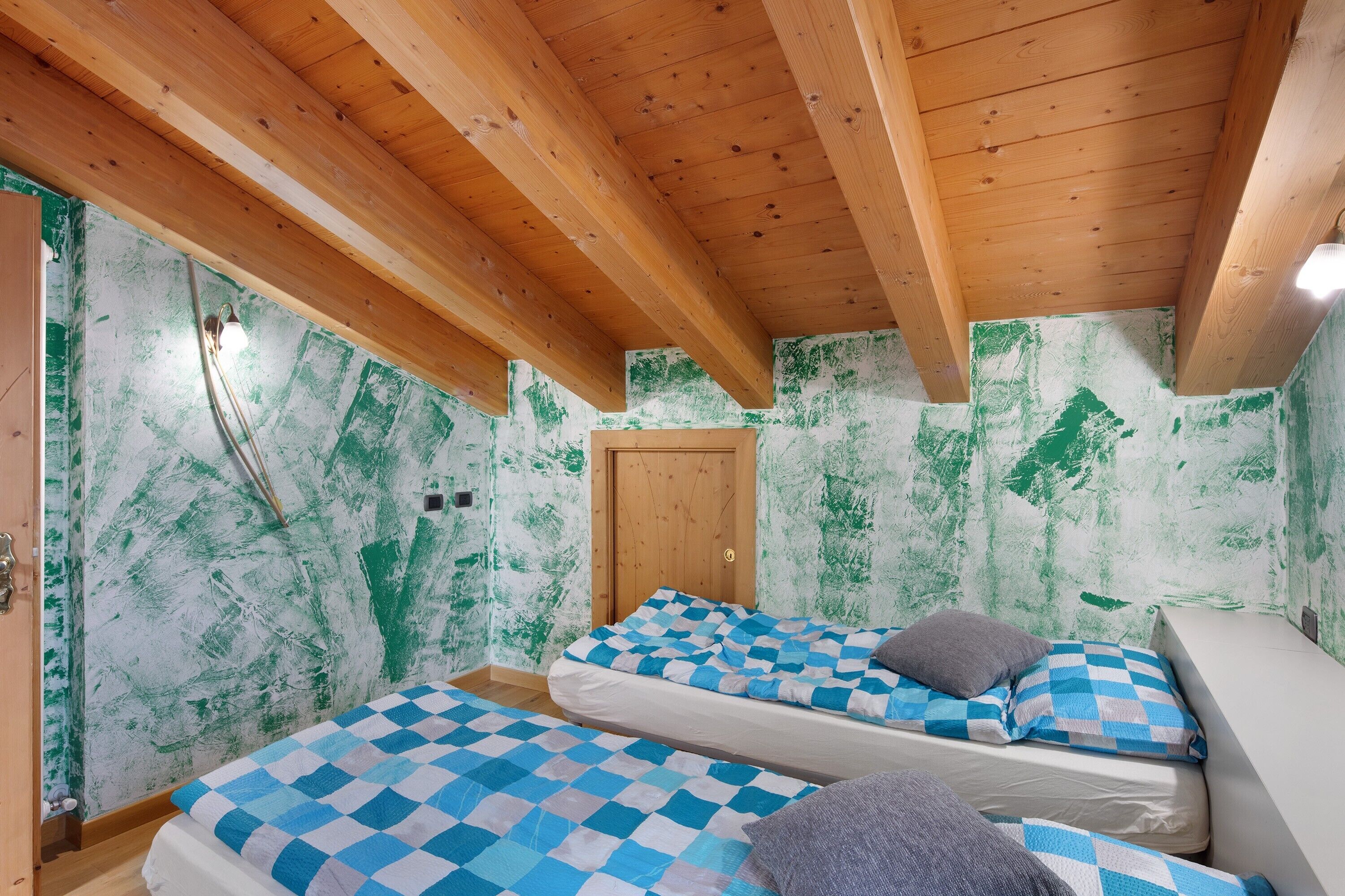 3 dormitorios, wifi gratis, ropa de cama