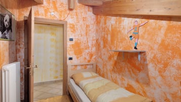 3 chambres, Wi-Fi gratuit, draps fournis