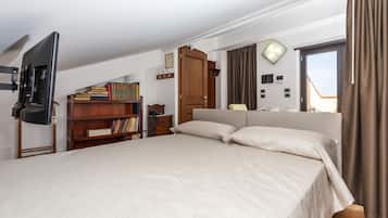 1 quarto, Wi-Fi de cortesia, roupa de cama